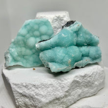 Load image into Gallery viewer, Blue Aragonite Raw