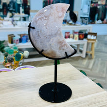 Load image into Gallery viewer, Flower Agate Moon