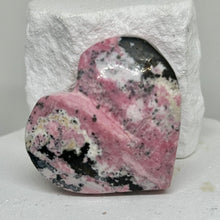 Load image into Gallery viewer, Rhodonite