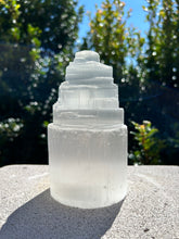 Load image into Gallery viewer, Selenite Lamp