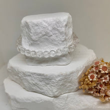 Load image into Gallery viewer, Crackle Quartz 8mm Elastic Bracelet