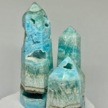Load image into Gallery viewer, Blue Aragonite