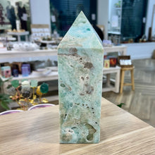 Load image into Gallery viewer, Hemimorphite Tower