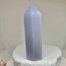 Load image into Gallery viewer, Blue Chalcedony Points