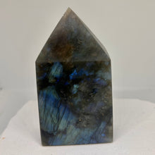 Load image into Gallery viewer, Labradorite Points