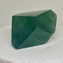 Load image into Gallery viewer, Green Fluorite