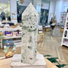 Load image into Gallery viewer, Moss Agate Tower
