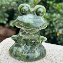 Load image into Gallery viewer, Green Jade Frogs