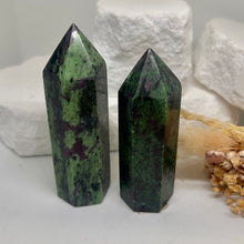 Load image into Gallery viewer, Ruby Zoisite Point