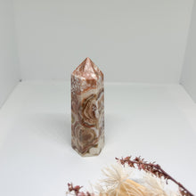 Load image into Gallery viewer, Amber Agate