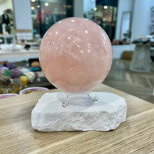Load image into Gallery viewer, Rose Quartz Sphere