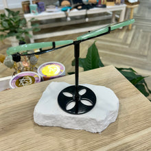 Load image into Gallery viewer, Green Aventurine Dragonfly