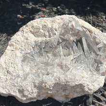 Load image into Gallery viewer, Celestite Geode