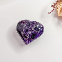 Load image into Gallery viewer, Chevron Amethyst Hearts