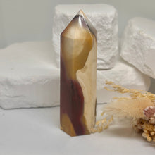 Load image into Gallery viewer, Mookaite Jasper Points