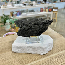 Load image into Gallery viewer, Black Kyanite Raw