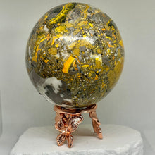 Load image into Gallery viewer, Bumblebee Sphere