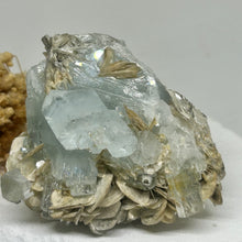 Load image into Gallery viewer, Aquamarine & Mica