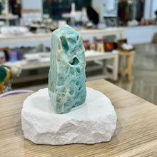 Load image into Gallery viewer, Hemimorphite
