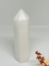 Load image into Gallery viewer, White Jade