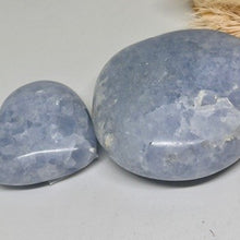 Load image into Gallery viewer, Celestite