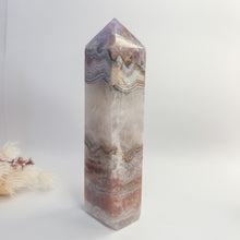 Load image into Gallery viewer, Amethyst Lace Agate Points