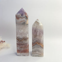 Load image into Gallery viewer, Amethyst Lace Agate Points