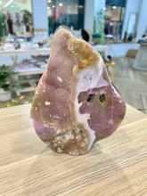 Load image into Gallery viewer, Pink Aragonite Free Form