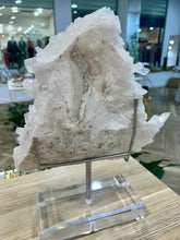 Load image into Gallery viewer, Clear Quartz Cluster