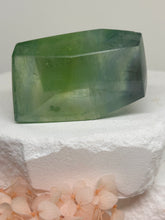 Load image into Gallery viewer, Green Fluorite