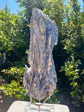 Load image into Gallery viewer, Blue Kyanite