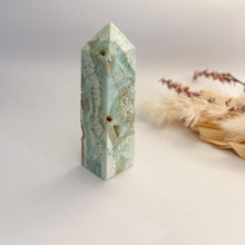 Load image into Gallery viewer, Blue Aragonite Points