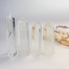 Load image into Gallery viewer, Clear Quartz Points