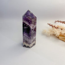 Load image into Gallery viewer, Chevron Amethyst Point