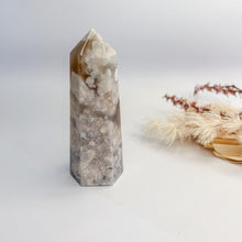 Load image into Gallery viewer, Flower Agate Points
