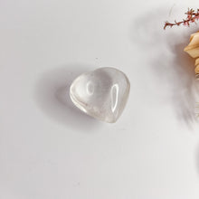 Load image into Gallery viewer, Clear Quartz Heart