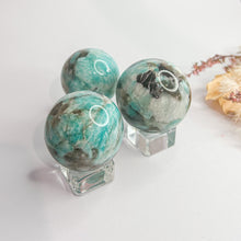 Load image into Gallery viewer, Amazonite & Smokey Quartz Sphere