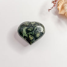 Load image into Gallery viewer, Kambaba Jasper Hearts