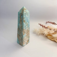 Load image into Gallery viewer, Blue Aragonite Points