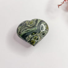 Load image into Gallery viewer, Kambaba Jasper Hearts