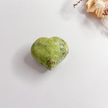 Load image into Gallery viewer, Green Opal Heart