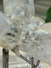 Load image into Gallery viewer, Clear Quartz Cluster Points
