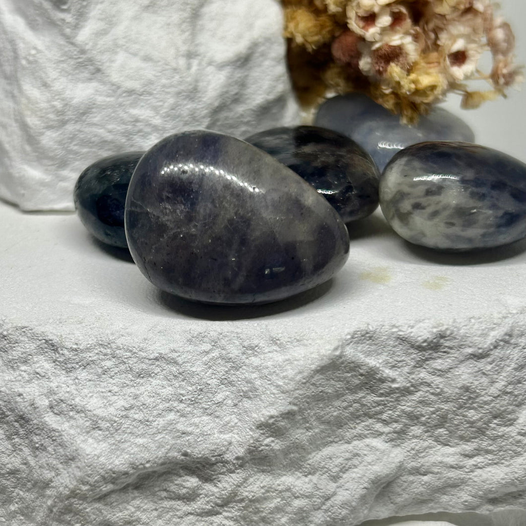 Iolite Tumbles
