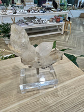 Load image into Gallery viewer, Clear Quartz Cluster Points
