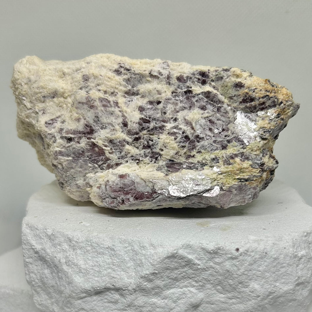 Lepidolite Raw