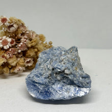 Load image into Gallery viewer, Blue Kyanite

