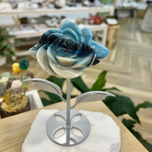 Load image into Gallery viewer, Trolliete Rose
