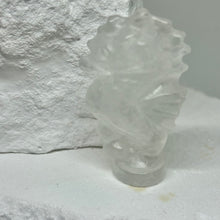 Load image into Gallery viewer, Mini Seahorse
