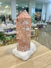 Load image into Gallery viewer, Pink Blossom Agate Tower
