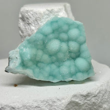 Load image into Gallery viewer, Blue Aragonite Raw
